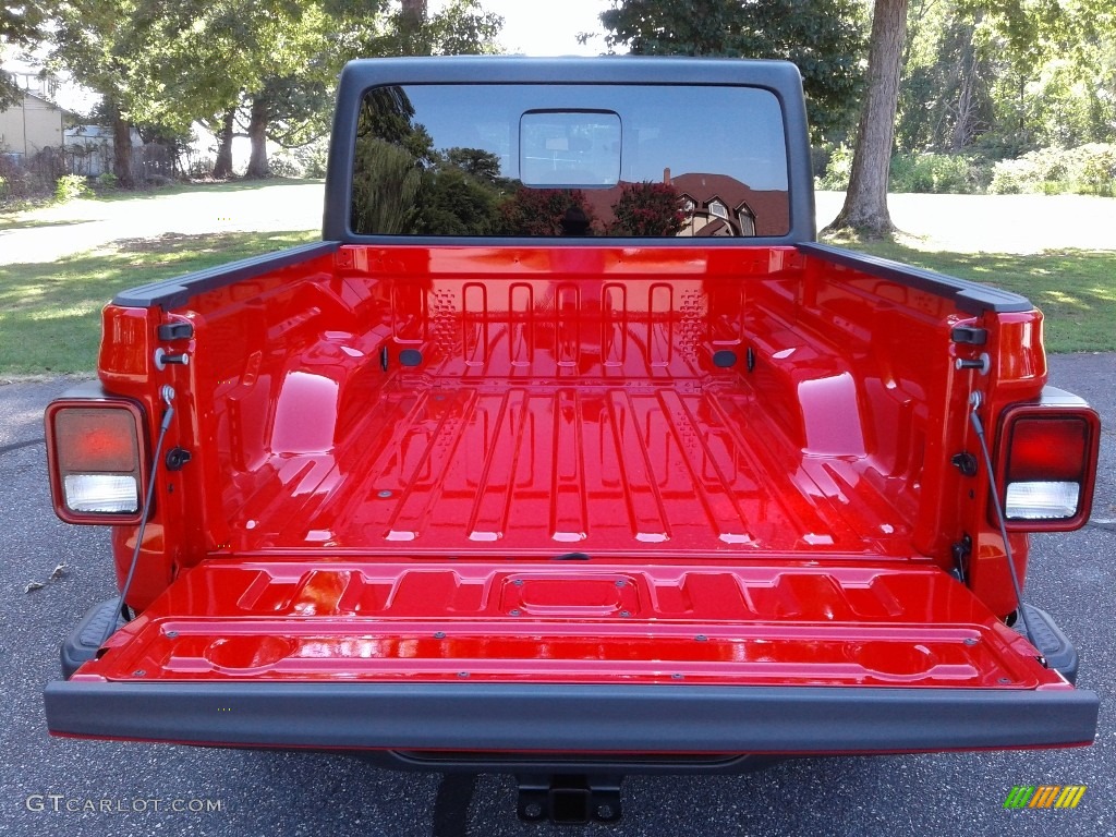 2020 Gladiator Sport 4x4 - Firecracker Red / Black photo #12