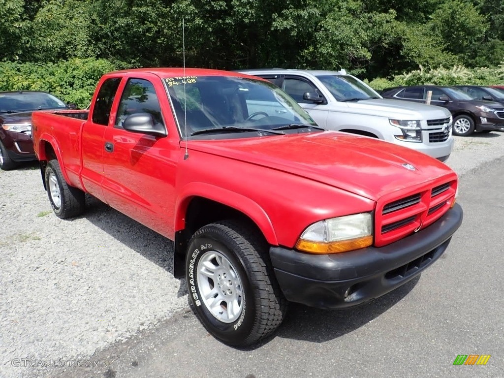 2003 Dakota SXT Club Cab 4x4 - Flame Red / Dark Slate Gray photo #5