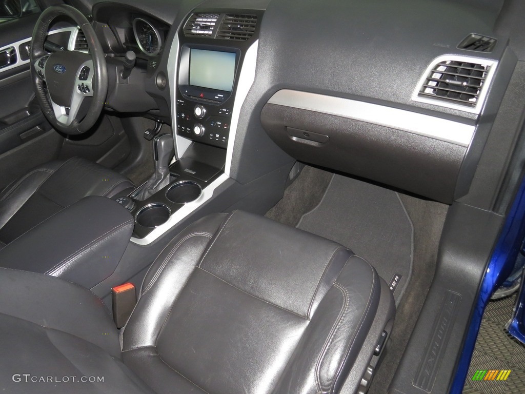 2013 Explorer XLT 4WD - Deep Impact Blue Metallic / Charcoal Black photo #28