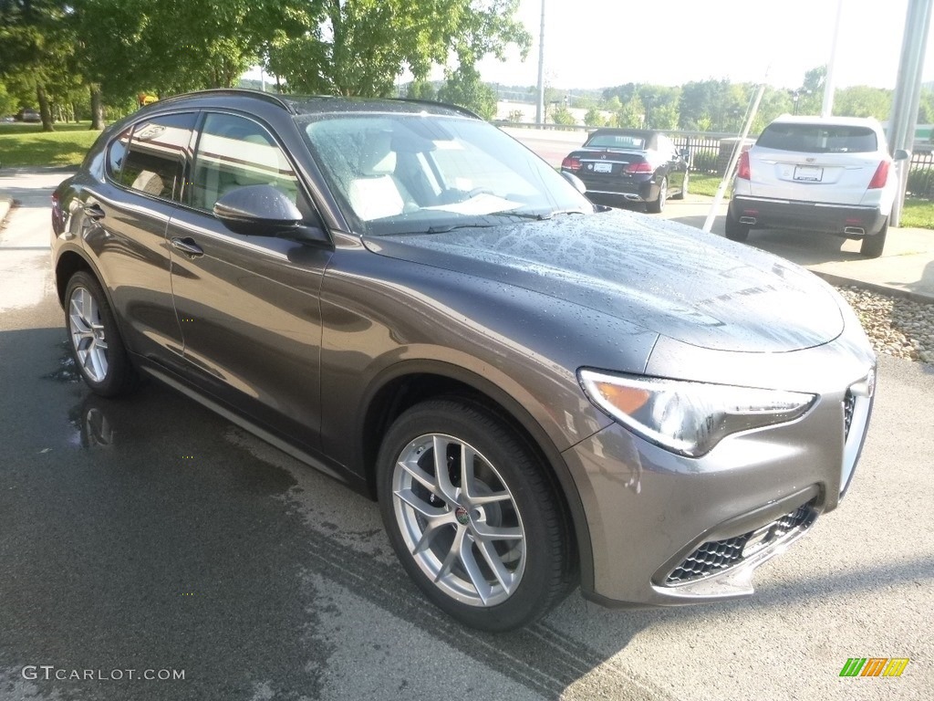 2019 Stelvio Sport AWD - Vesuvio Gray Metallic / Ice Gray photo #10