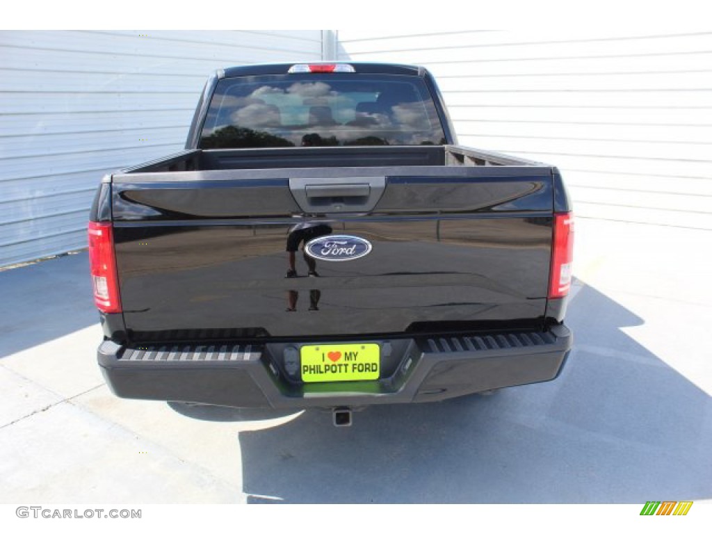 2016 F150 XL SuperCrew - Shadow Black / Medium Earth Gray photo #8