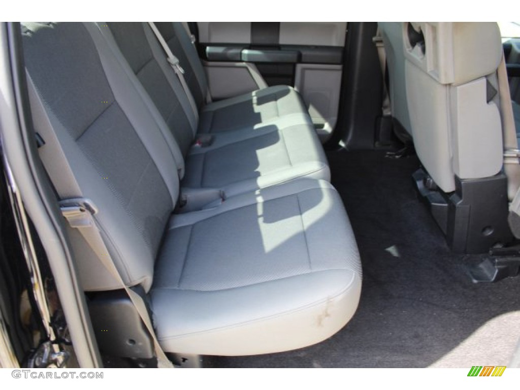2016 F150 XL SuperCrew - Shadow Black / Medium Earth Gray photo #24