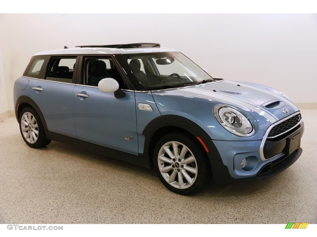 2017 Clubman Cooper S ALL4 - Digital Blue Metallic / Carbon Black photo #1