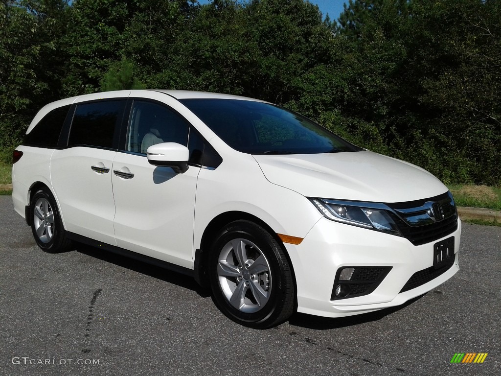 White Diamond Pearl 2019 Honda Odyssey EX Exterior Photo #134674334