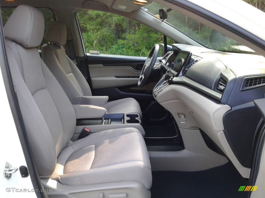 2019 Honda Odyssey EX Front Seat Photos