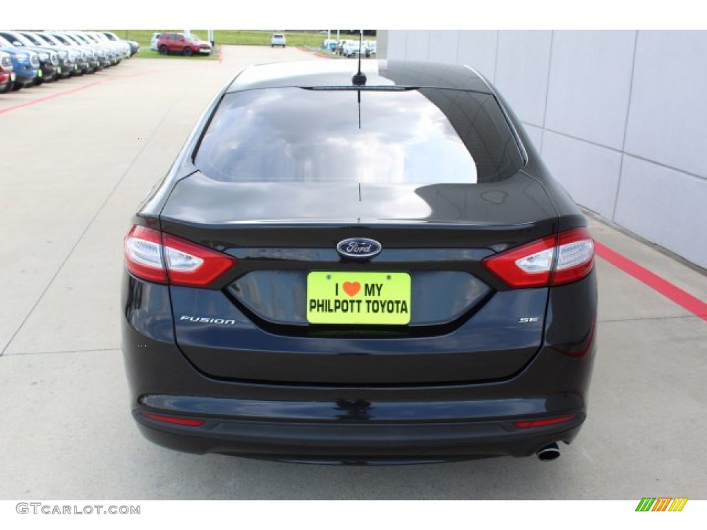 2014 Fusion SE - Tuxedo Black / Charcoal Black photo #10