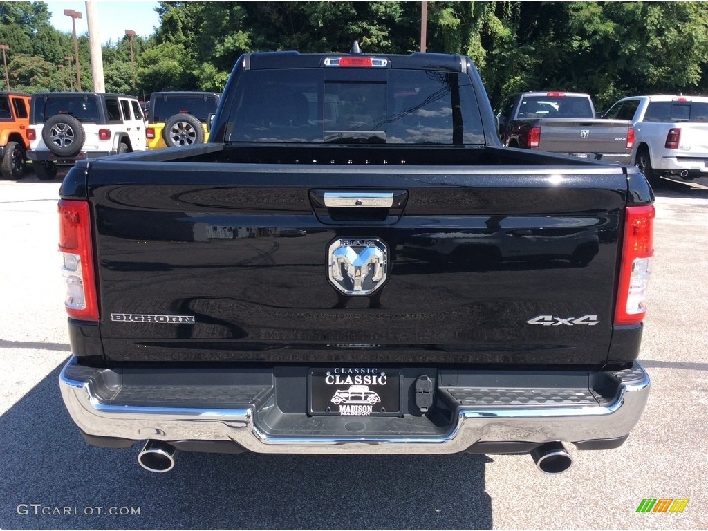 2019 1500 Big Horn Quad Cab 4x4 - Diamond Black Crystal Pearl / Black/Diesel Gray photo #8