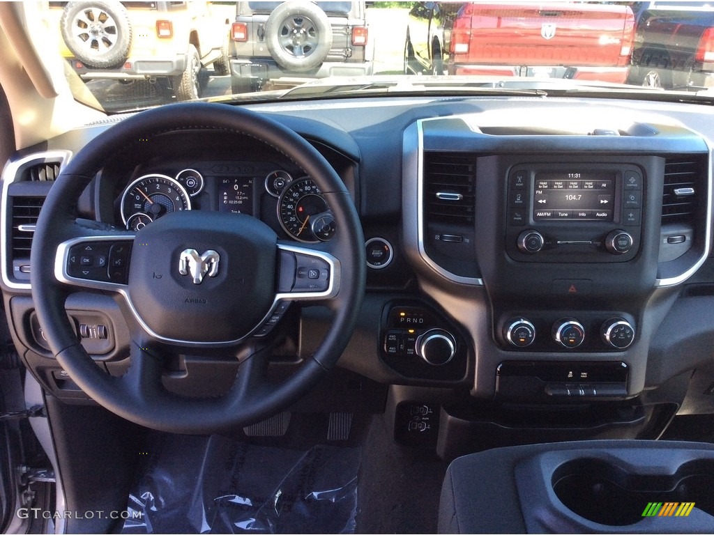 2019 1500 Big Horn Crew Cab 4x4 - Billett Silver Metallic / Black/Diesel Gray photo #2