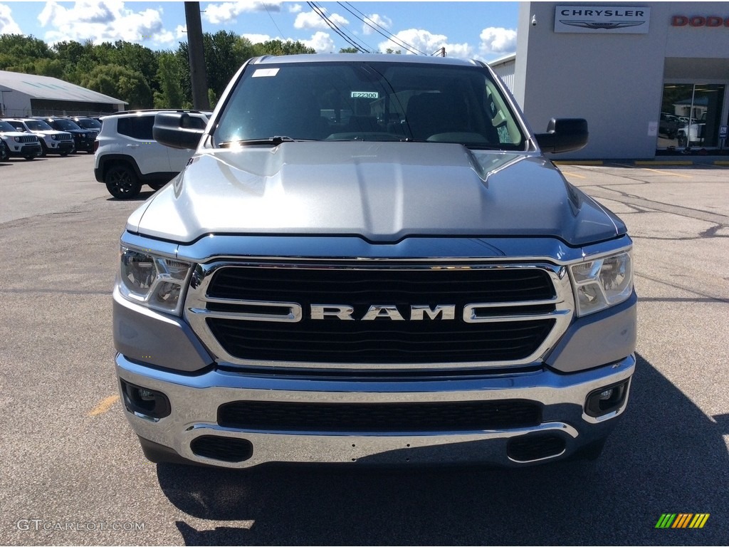 2019 1500 Big Horn Crew Cab 4x4 - Billett Silver Metallic / Black/Diesel Gray photo #4