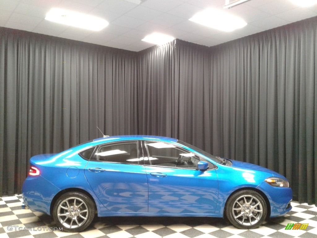 2015 Dart SXT - Laser Blue Pearl / Black/Light Tungsten Accent Stitching photo #5