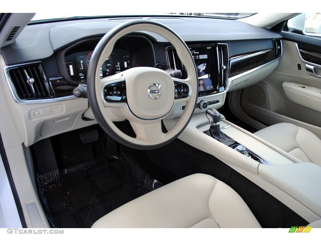 Blonde Interior 2017 Volvo S90 T5 Photo #134678549
