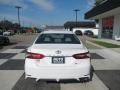 Super White - Camry SE Photo No. 4