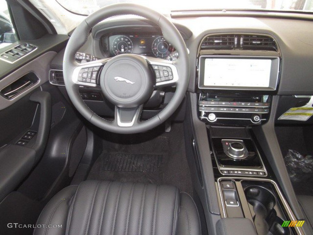 2020 F-PACE 30t Portfolio - Santorini Black Metallic / Ebony photo #13