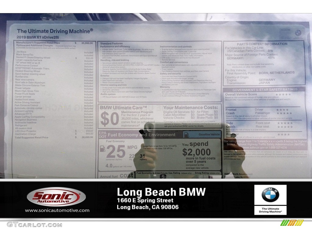 2019 X1 xDrive28i - Jet Black / Black photo #10