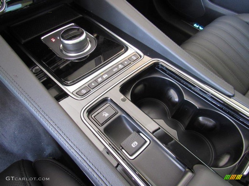 2020 F-PACE 30t Portfolio - Santorini Black Metallic / Ebony photo #36