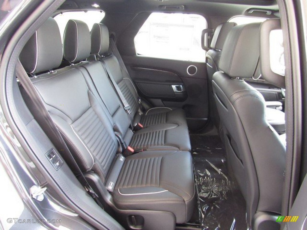 2019 Land Rover Discovery HSE Luxury Rear Seat Photos