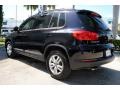 Deep Black Pearl - Tiguan S Photo No. 7
