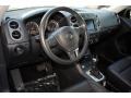 Deep Black Pearl - Tiguan S Photo No. 15