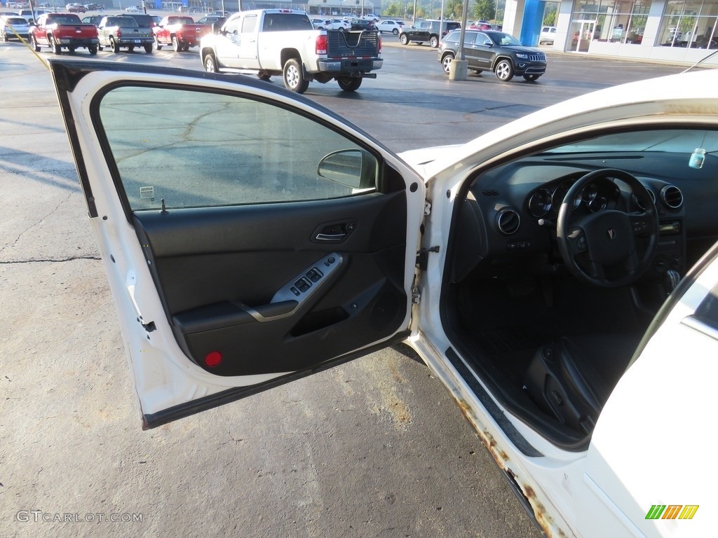 2005 G6 GT Sedan - Ivory White / Ebony photo #11
