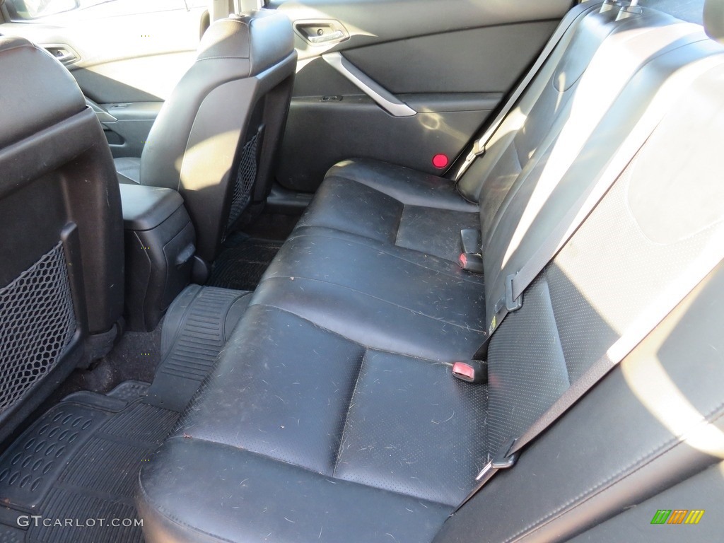 2005 G6 GT Sedan - Ivory White / Ebony photo #18