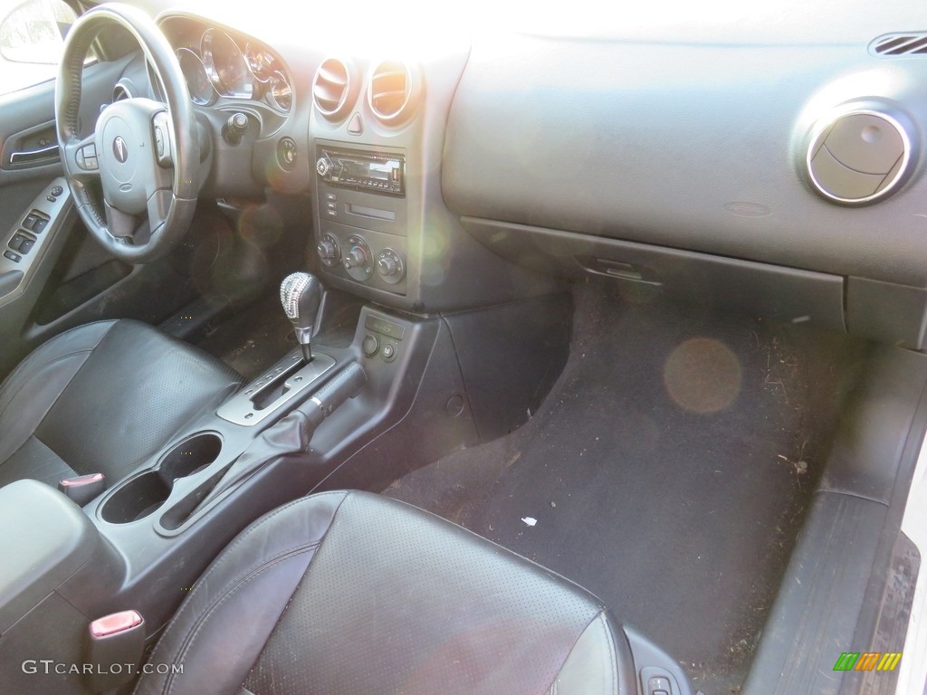 2005 G6 GT Sedan - Ivory White / Ebony photo #29