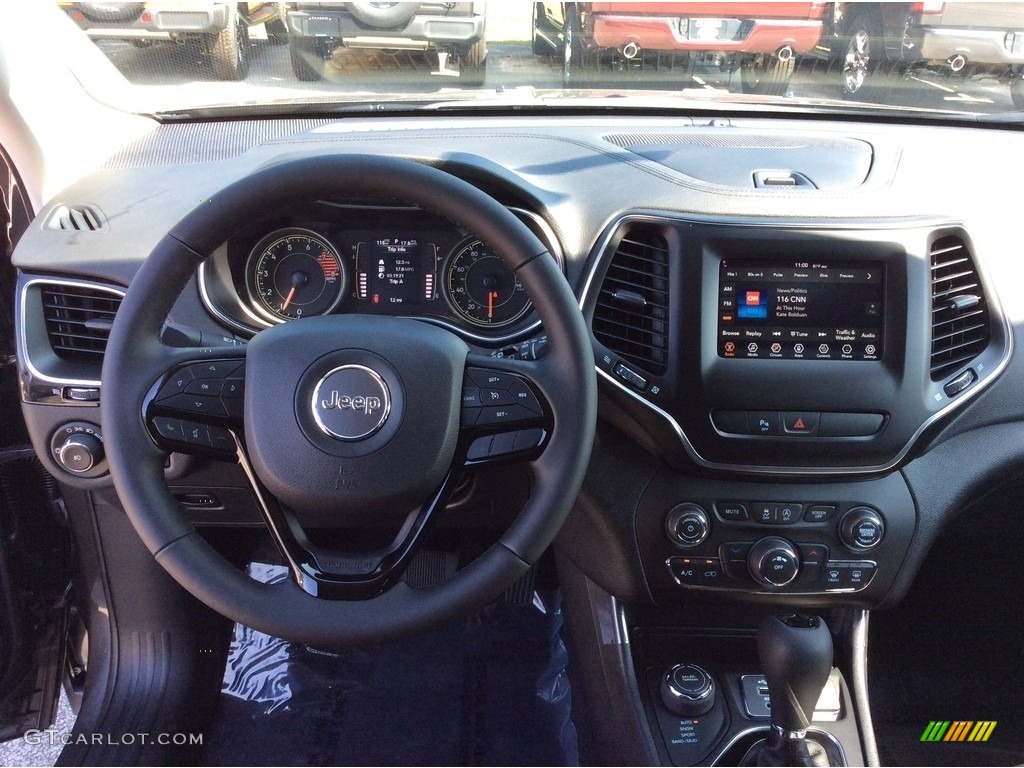 2020 Jeep Cherokee Latitude Plus 4x4 Black Dashboard Photo #134696838