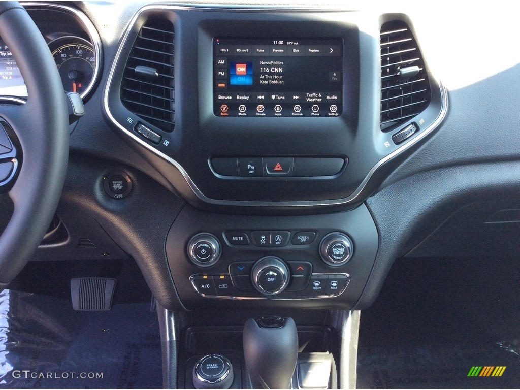 2020 Jeep Cherokee Latitude Plus 4x4 Controls Photo #134697150
