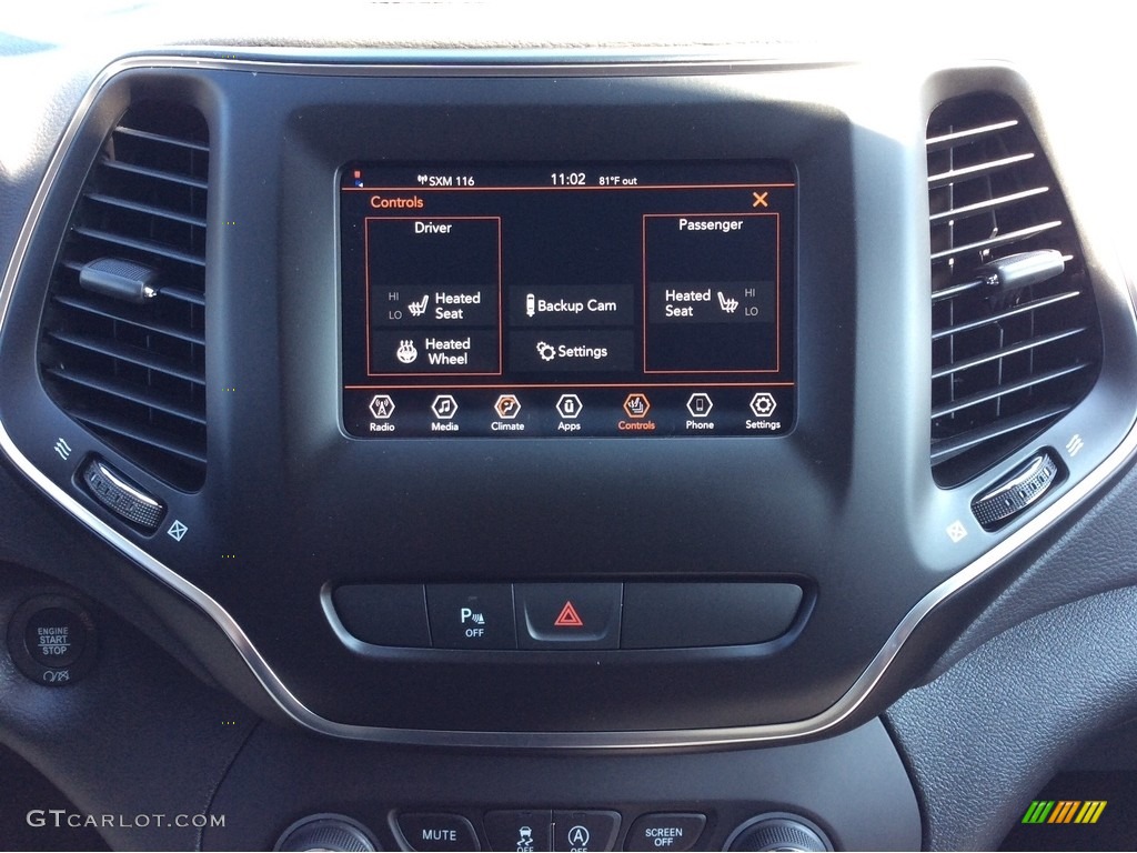 2020 Jeep Cherokee Latitude Plus 4x4 Controls Photo #134697183