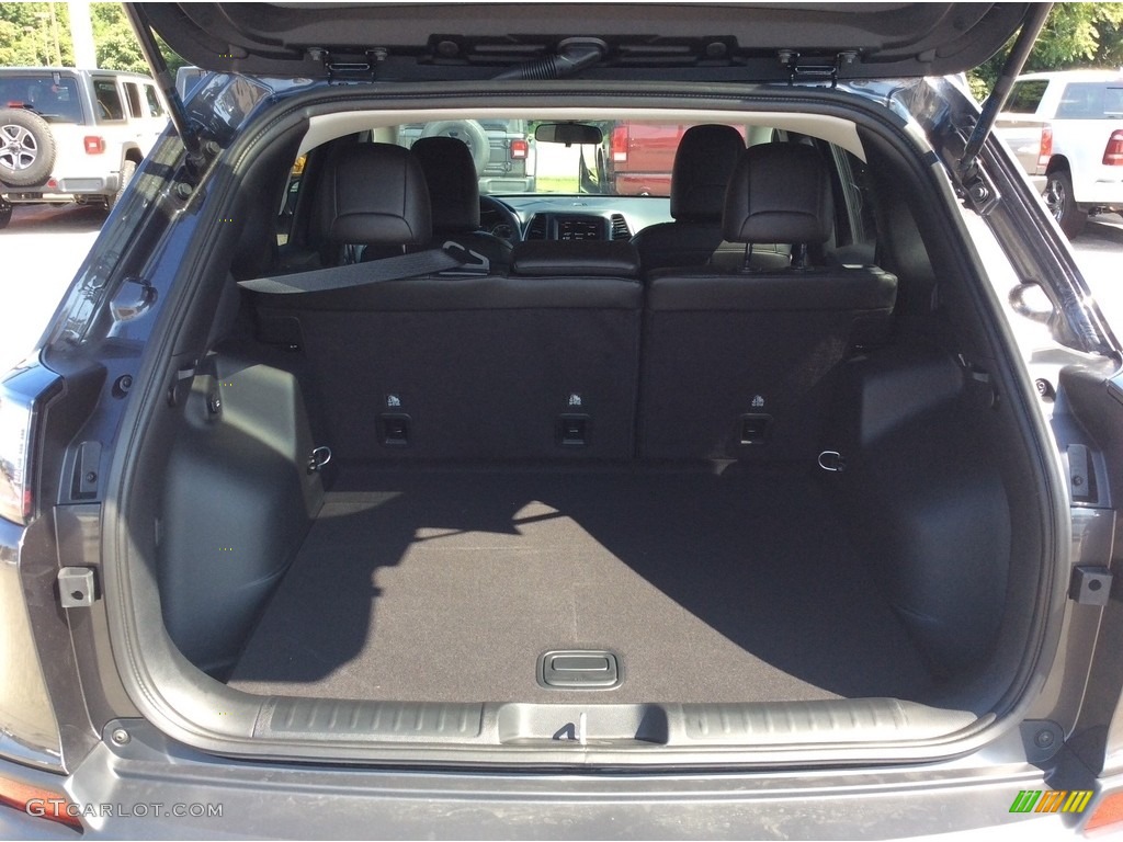 2020 Jeep Cherokee Latitude Plus 4x4 Trunk Photo #134697276