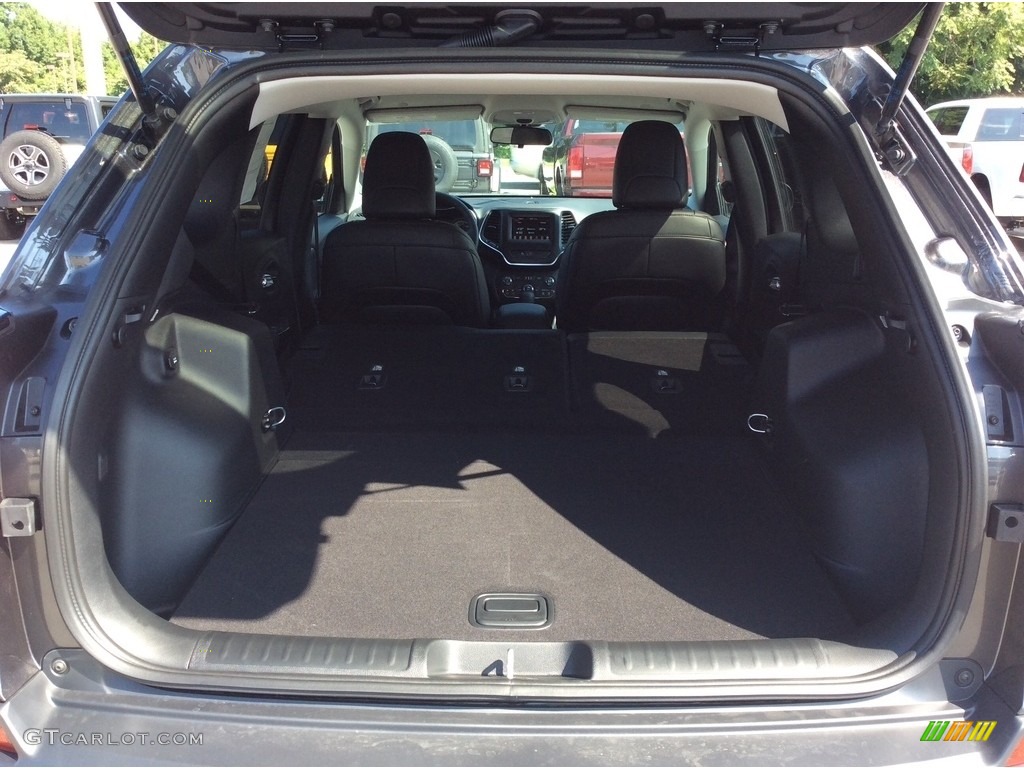 2020 Jeep Cherokee Latitude Plus 4x4 Trunk Photo #134697327