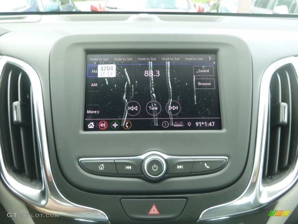 2020 Chevrolet Equinox LS AWD Controls Photo #134701725