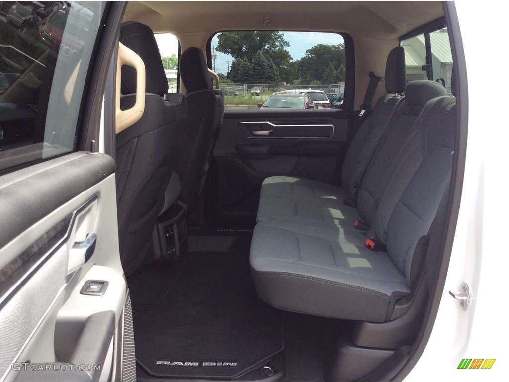 2019 1500 Big Horn Crew Cab 4x4 - Bright White / Black/Diesel Gray photo #14