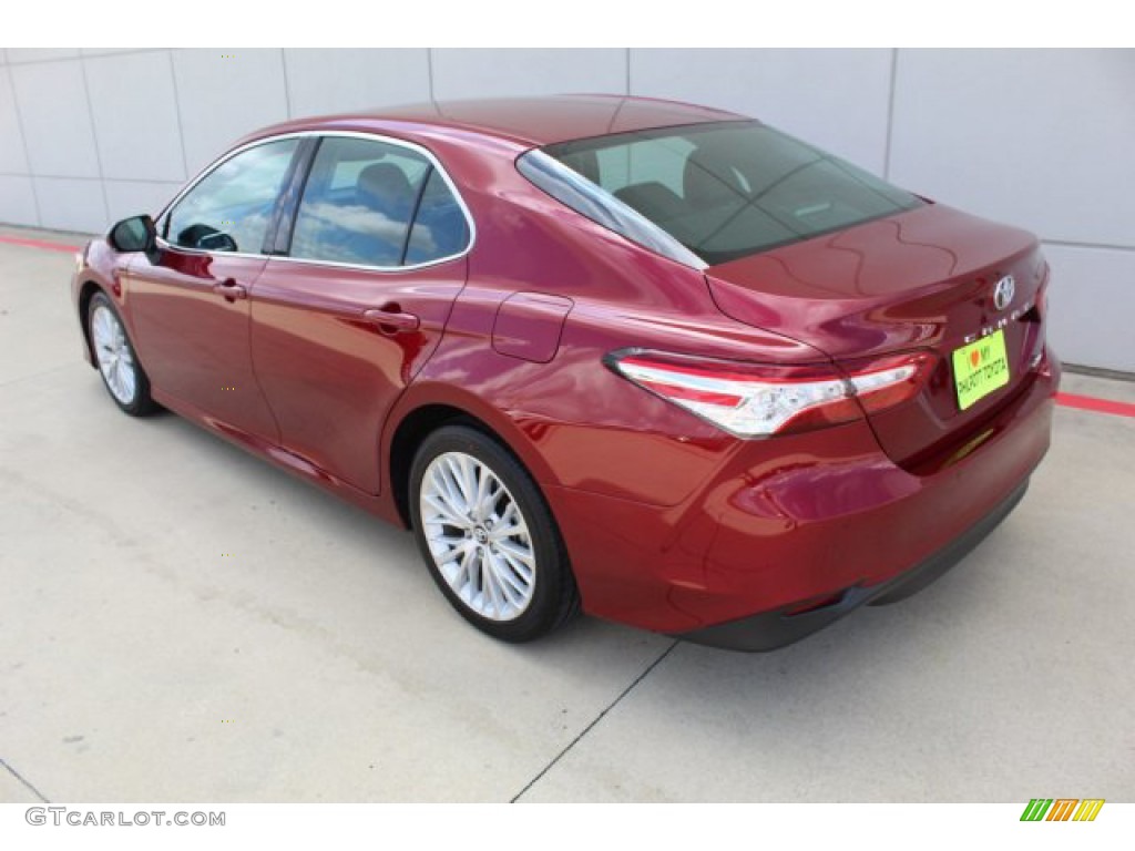 2018 Camry XLE - Ruby Flare Pearl / Black photo #9