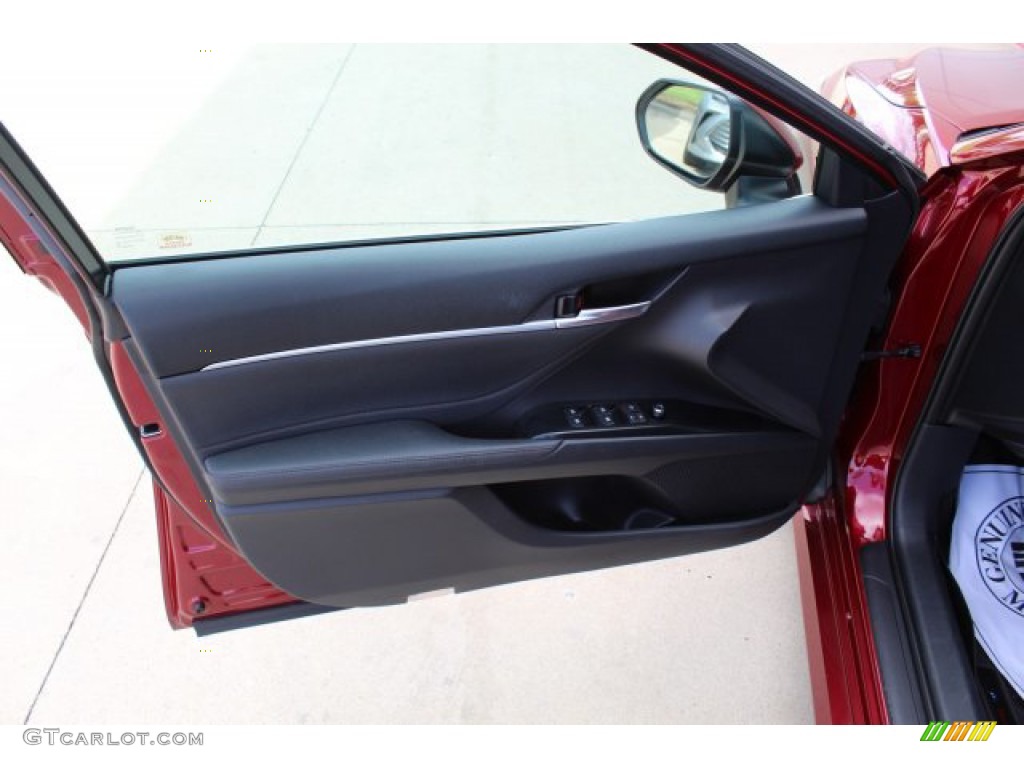 2018 Camry XLE - Ruby Flare Pearl / Black photo #12