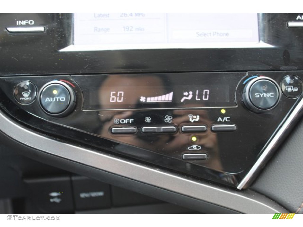 2018 Camry XLE - Ruby Flare Pearl / Black photo #20