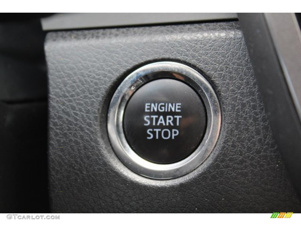 2018 Camry XLE - Ruby Flare Pearl / Black photo #21