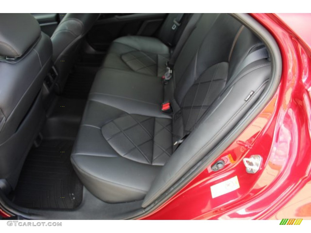 2018 Camry XLE - Ruby Flare Pearl / Black photo #24