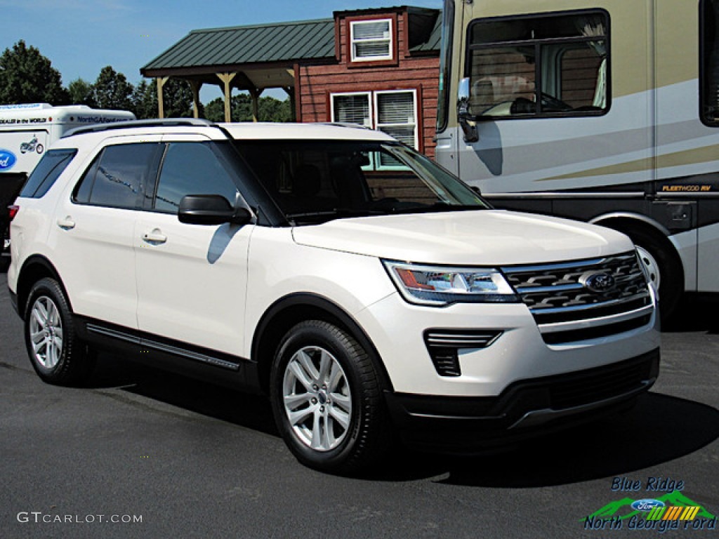 2018 Explorer XLT - Oxford White / Ebony Black photo #7