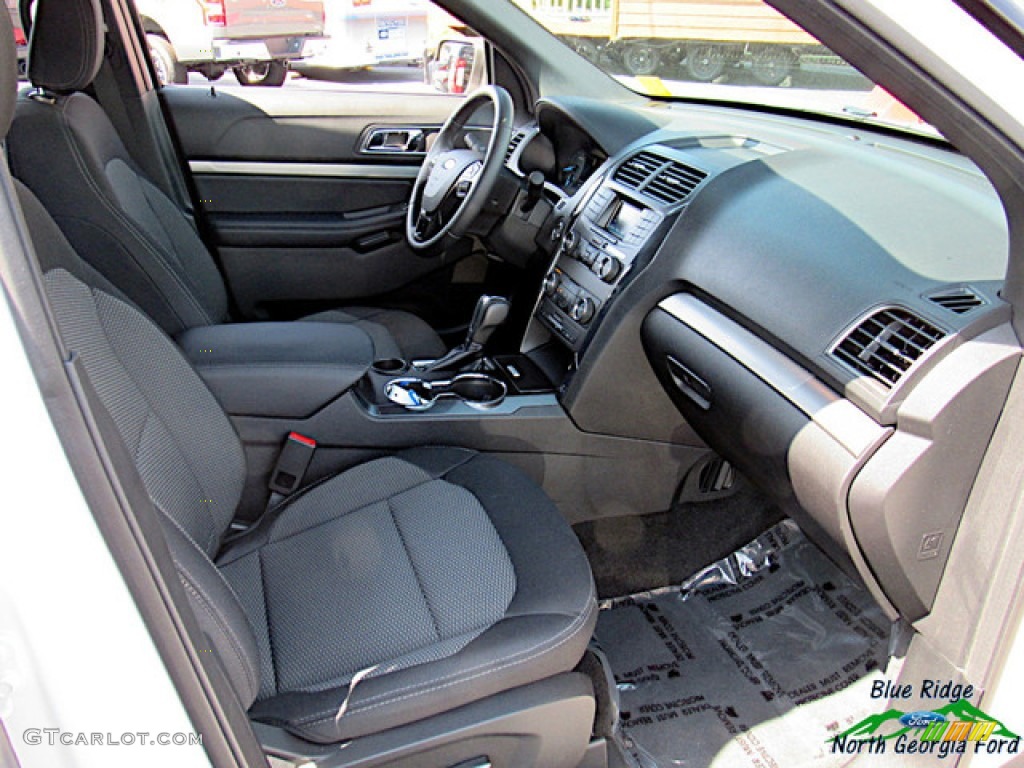 2018 Explorer XLT - Oxford White / Ebony Black photo #28