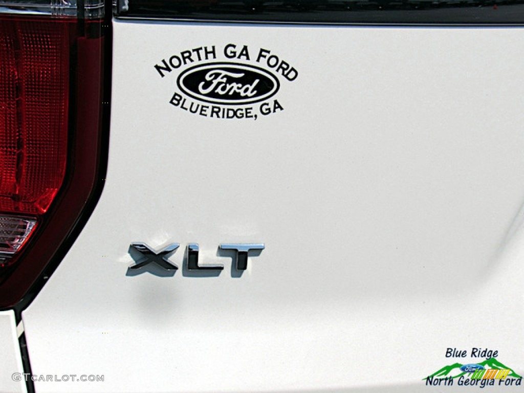 2018 Explorer XLT - Oxford White / Ebony Black photo #34