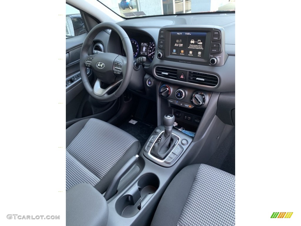 2020 Kona SEL AWD - Pulse Red / Black photo #29