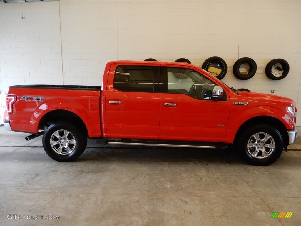 2017 F150 XLT SuperCrew 4x4 - Race Red / Earth Gray photo #3