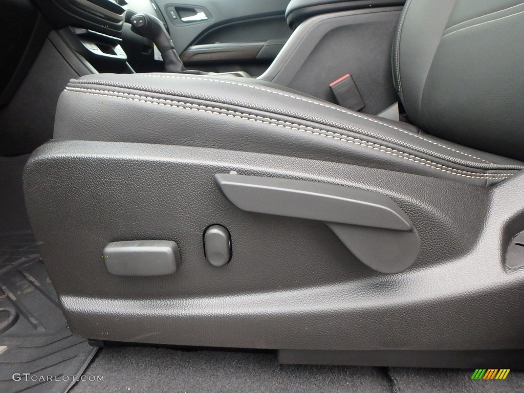 2019 GMC Canyon Denali Crew Cab 4WD Front Seat Photos