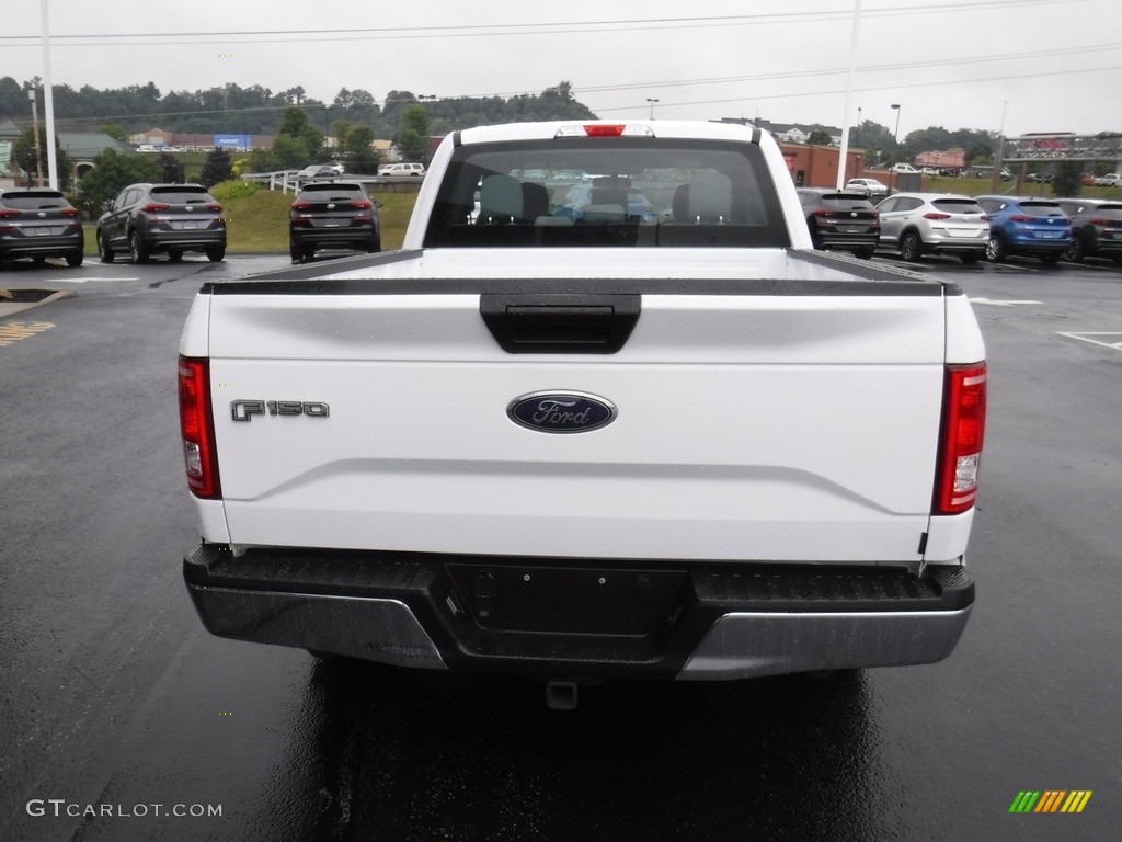 2017 F150 XL SuperCab - Oxford White / Earth Gray photo #9
