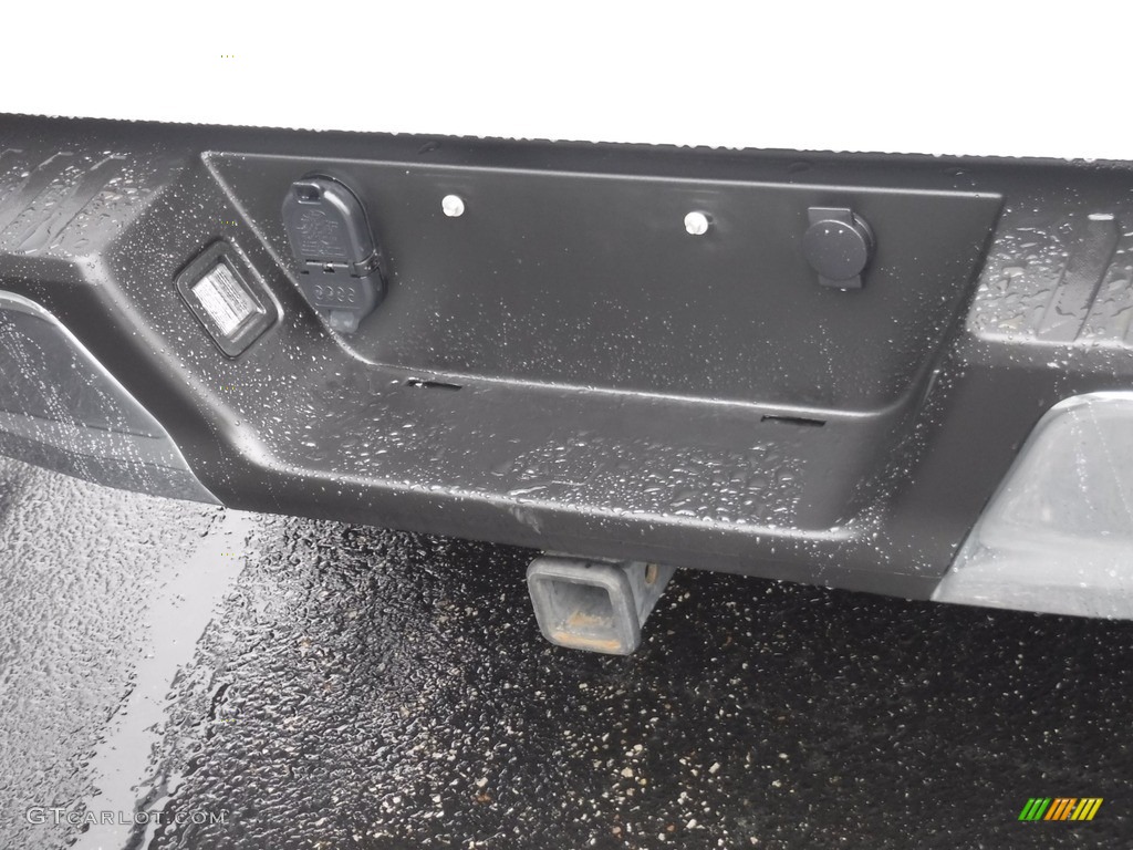 2017 F150 XL SuperCab - Oxford White / Earth Gray photo #10