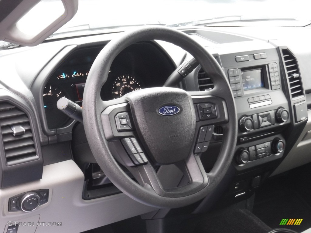 2017 F150 XL SuperCab - Oxford White / Earth Gray photo #16