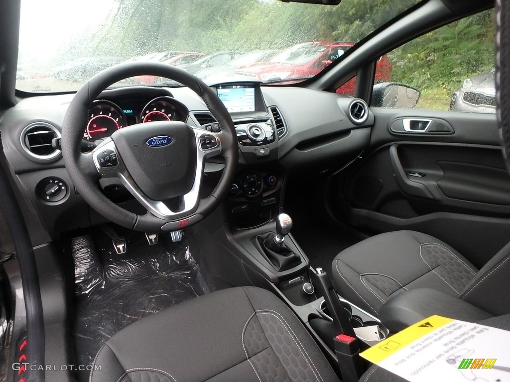 Charcoal Black Interior 2019 Ford Fiesta ST Hatchback Photo #134715620