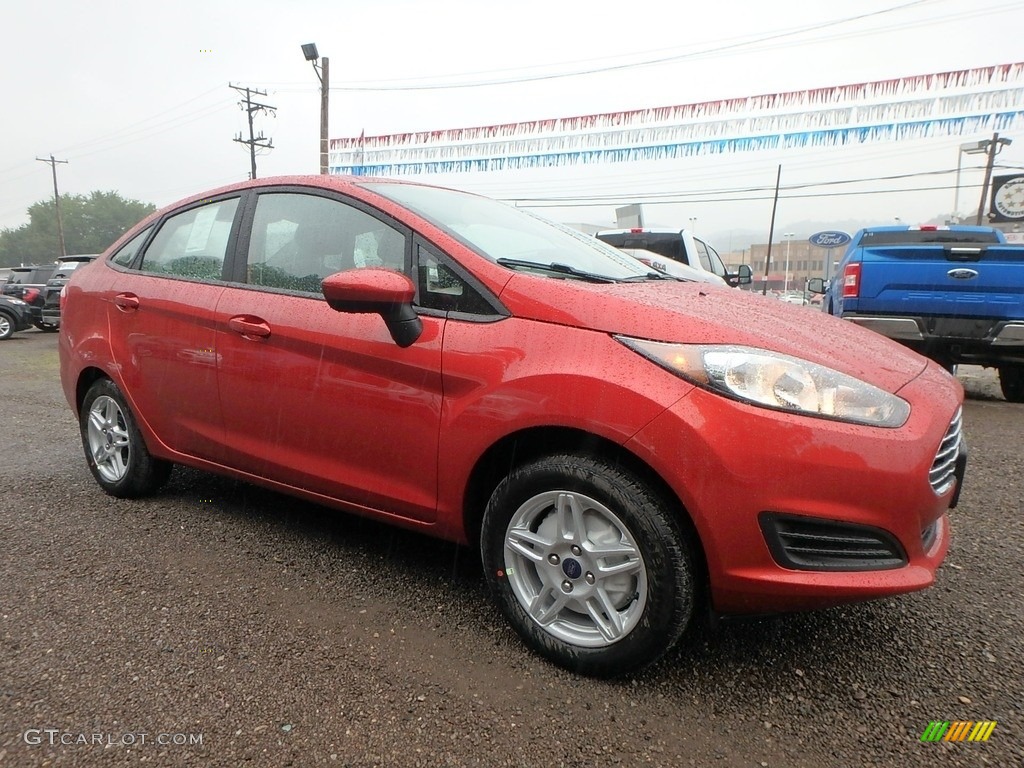 2019 Fiesta SE Sedan - Hot Pepper Red / Charcoal Black photo #9