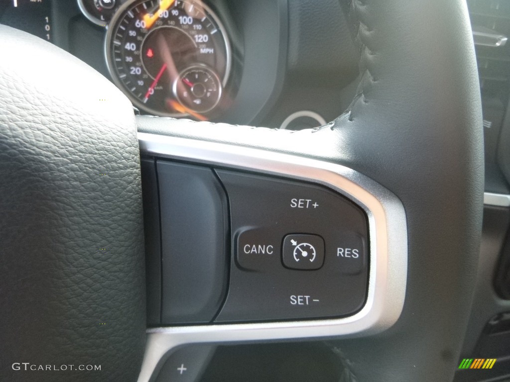 2020 Ram 1500 Big Horn Crew Cab 4x4 Black/Diesel Gray Steering Wheel Photo #134723987