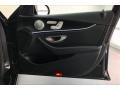 Black - E 300 Sedan Photo No. 30